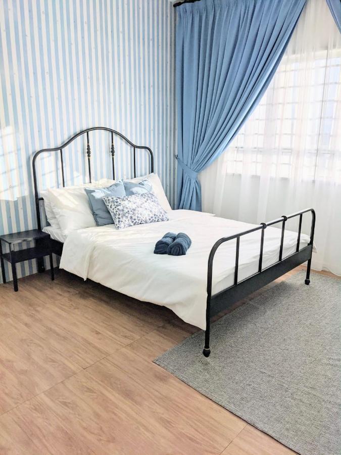 Looking For... A Staycation Kuala Terengganu Extérieur photo